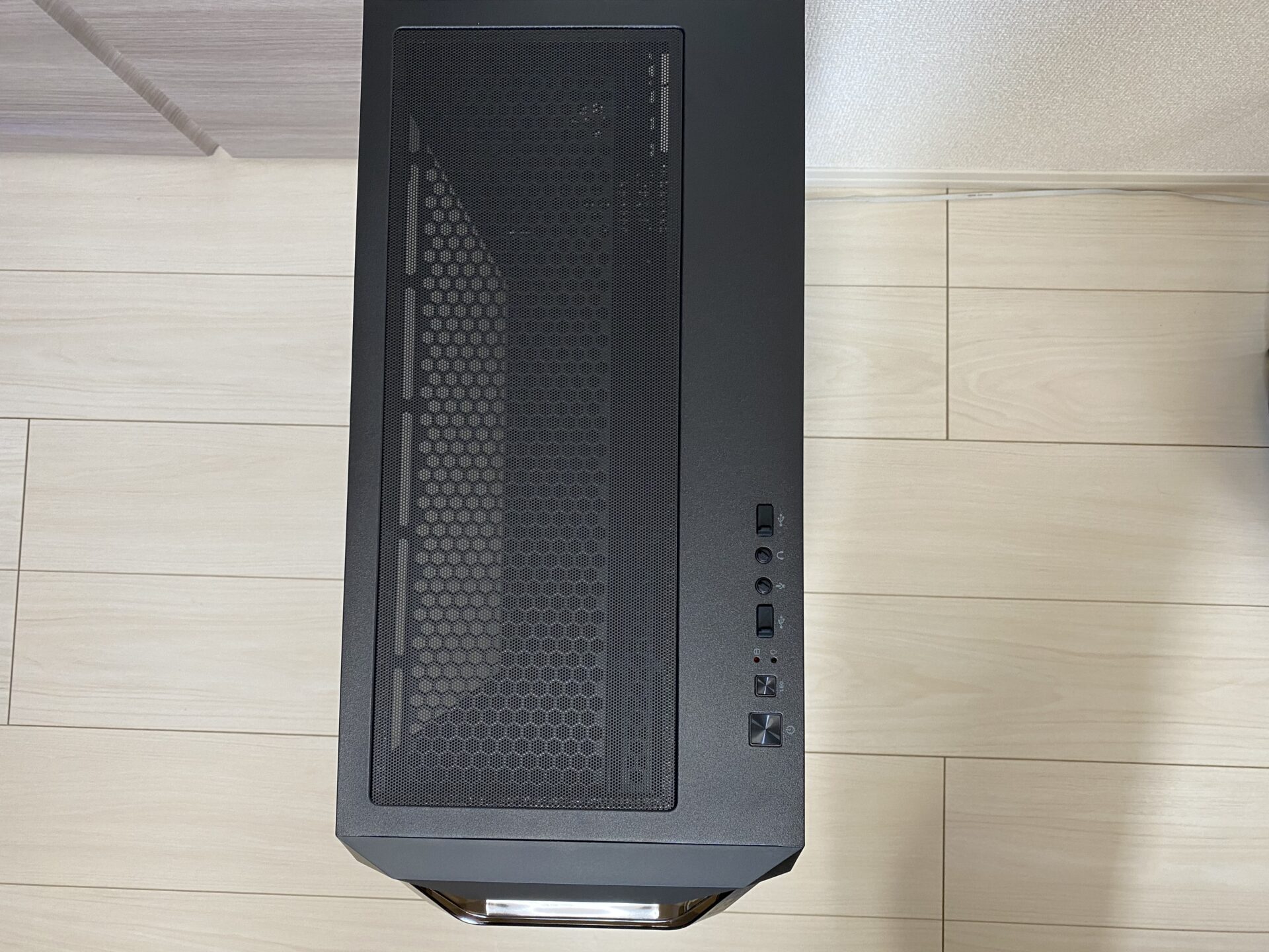 ANTEC DF600 FLUX 見た目抜群の魅せるLEDが満載なPCケースをレビュー解説します！
