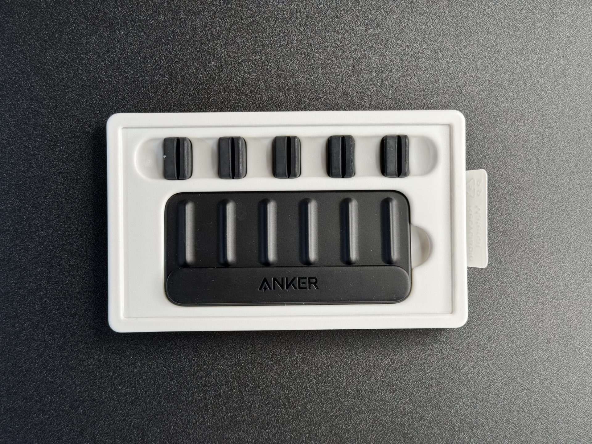 Anker Magnetic Cable Holder